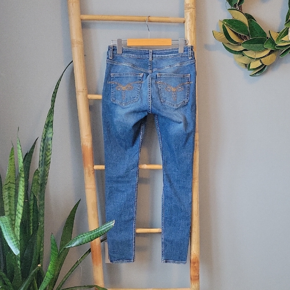 Ted Baker London Distressed Skinny Jeans